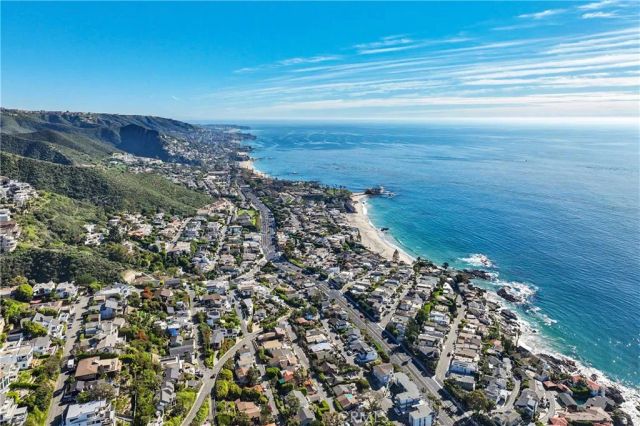 2590 Iris, Laguna Beach, CA 92651