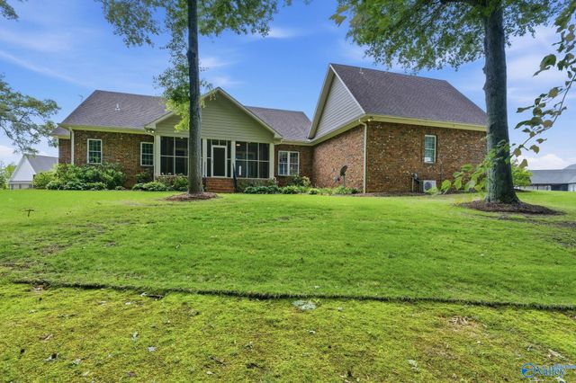 175 Glenview Drive, Albertville, AL 35950