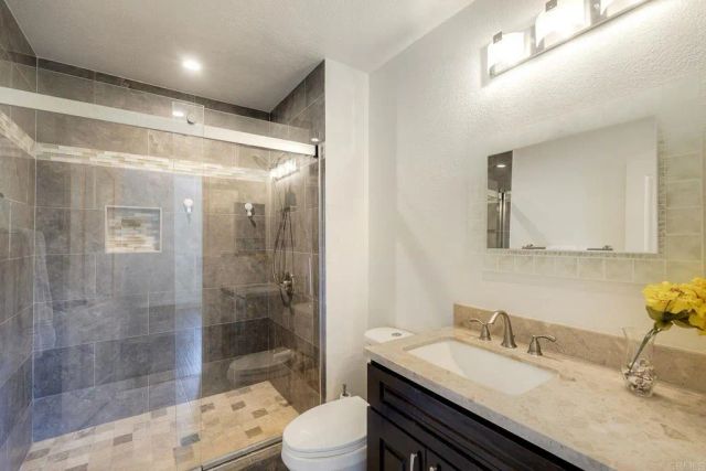 7747 Caminito Monarca 108, Carlsbad, CA 92009