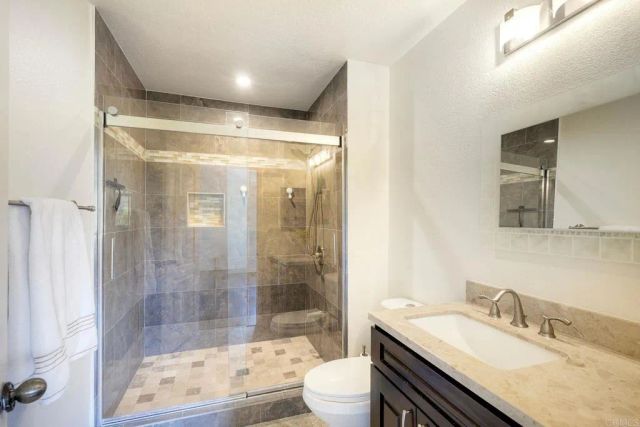 7747 Caminito Monarca 108, Carlsbad, CA 92009