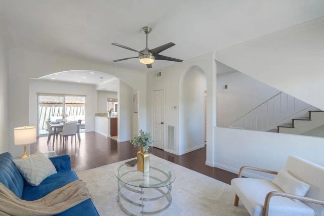7747 Caminito Monarca 108, Carlsbad, CA 92009