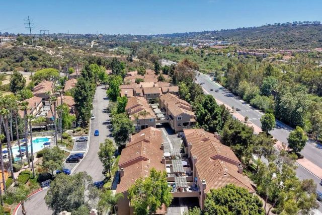7747 Caminito Monarca 108, Carlsbad, CA 92009