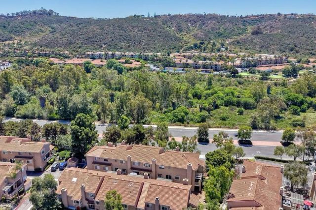 7747 Caminito Monarca 108, Carlsbad, CA 92009