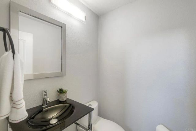 7747 Caminito Monarca 108, Carlsbad, CA 92009