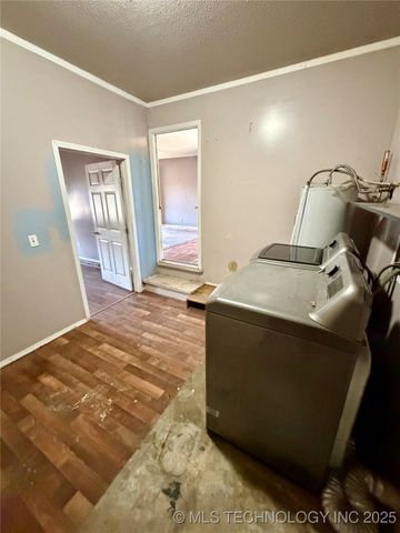 1004 S D and H Street, Cleveland, OK 74020