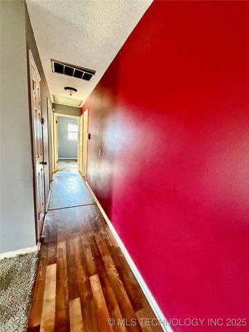 1004 S D and H Street, Cleveland, OK 74020