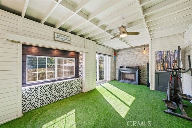 550 Fermoore, San Fernando, CA 91340