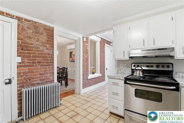 1020 West Chew Street, Allentown City, PA 18102