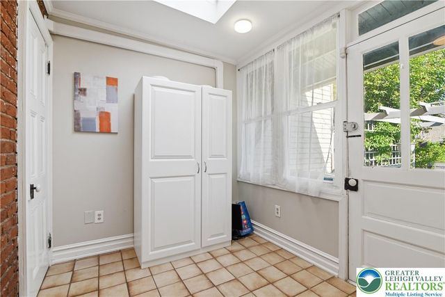 1020 West Chew Street, Allentown City, PA 18102
