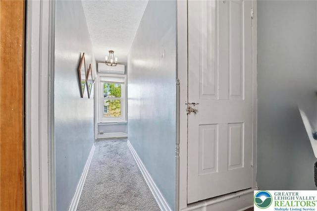 1020 West Chew Street, Allentown City, PA 18102