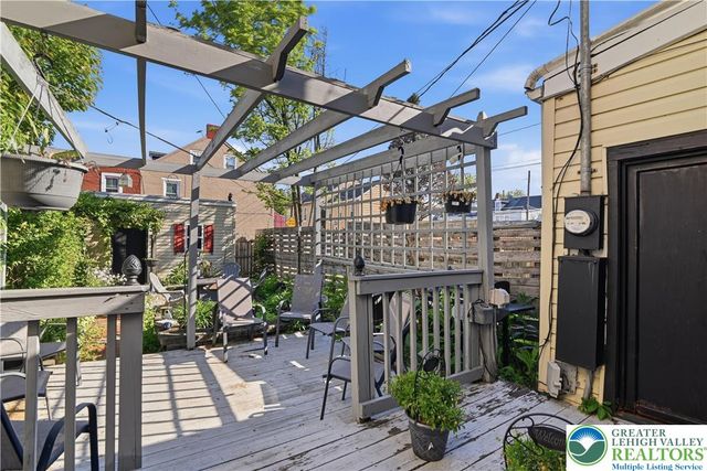 1020 West Chew Street, Allentown City, PA 18102