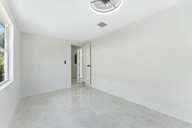 824 S F Street, Lake Worth, FL 33460