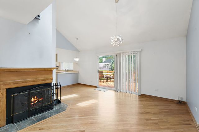 2032 Teton Parkway 2032, Algonquin, IL 60102