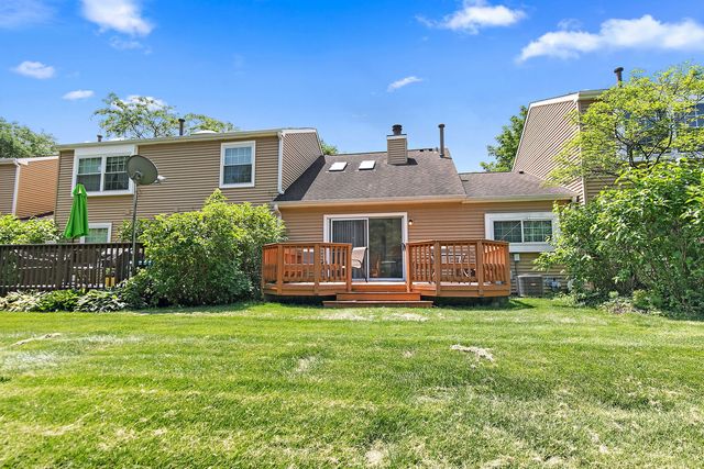 2032 Teton Parkway 2032, Algonquin, IL 60102