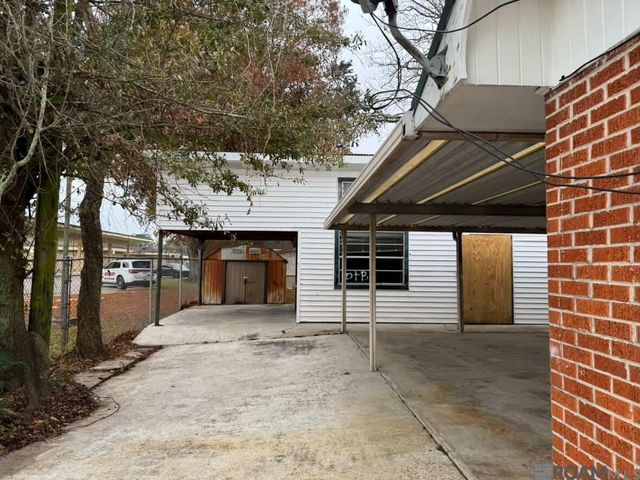 32640 Francise St, White Castle, LA 70788