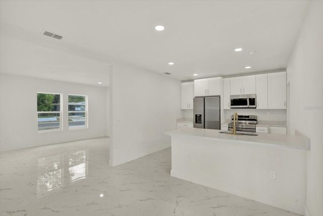 1209 E 33RD AVENUE, Tampa, FL 33603