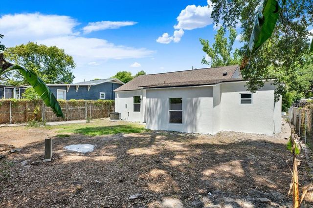 1209 E 33RD AVENUE, Tampa, FL 33603