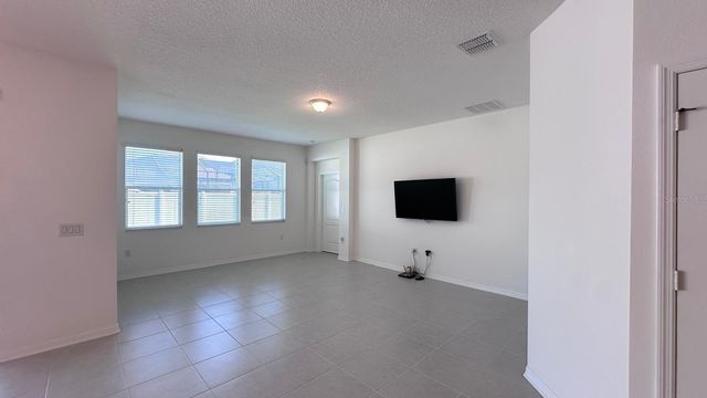 3331 FORTON DRIVE, Orlando, FL 32824