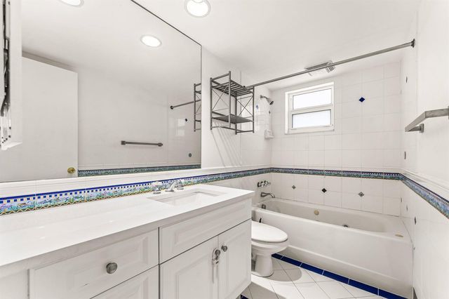 3031 NE 51st Street 106w, Fort Lauderdale, FL 33308