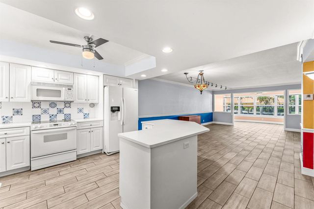 3031 NE 51st Street 106w, Fort Lauderdale, FL 33308
