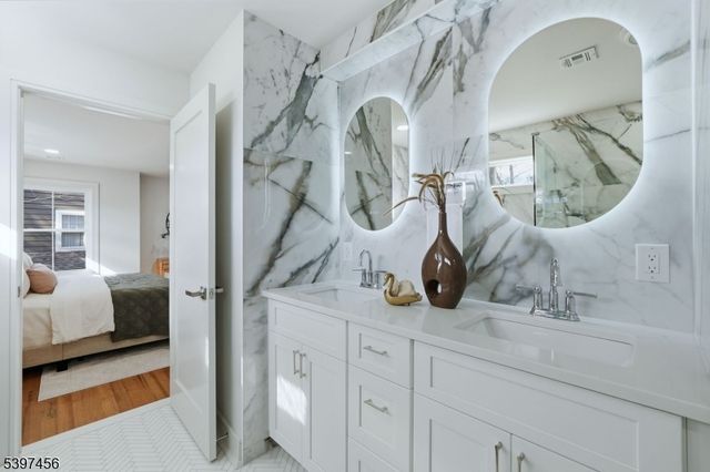 8 Mountainview Rd, Millburn Twp., NJ 07041