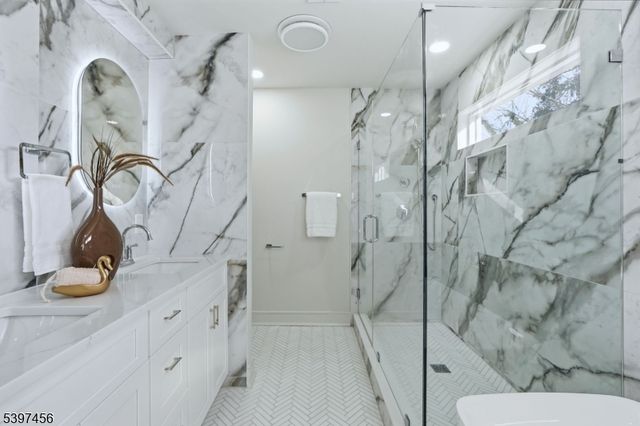 8 Mountainview Rd, Millburn Twp., NJ 07041