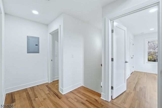 8 Mountainview Rd, Millburn Twp., NJ 07041