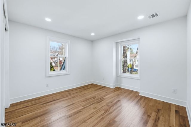 8 Mountainview Rd, Millburn Twp., NJ 07041