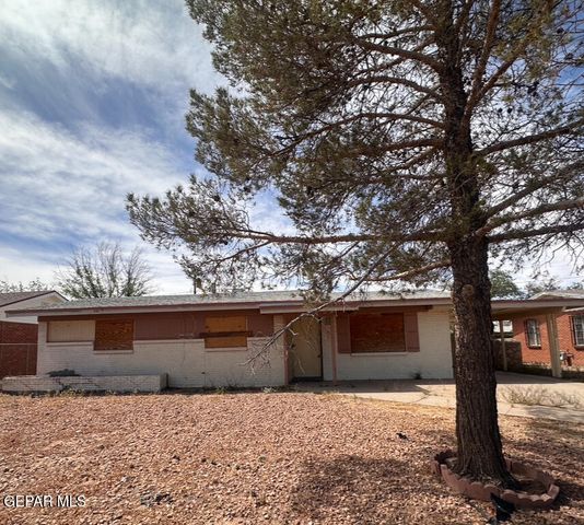 5624 SANDERS Avenue, El Paso, TX 79924