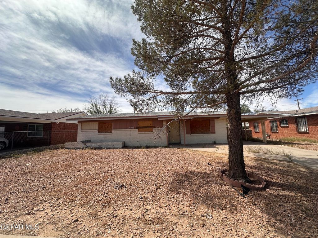 5624 SANDERS Avenue, El Paso, TX 79924