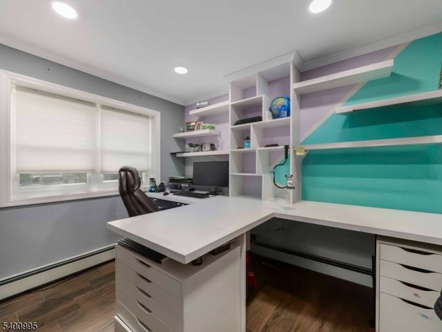 16 Prospect Point Rd, Jefferson Twp., NJ 07849