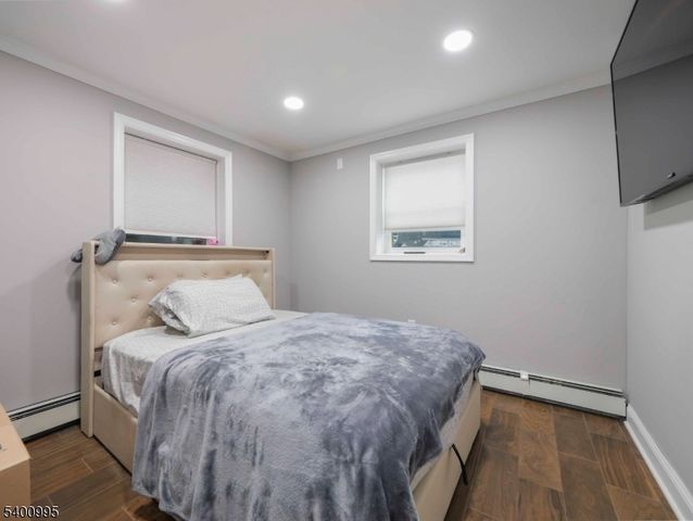 16 Prospect Point Rd, Jefferson Twp., NJ 07849