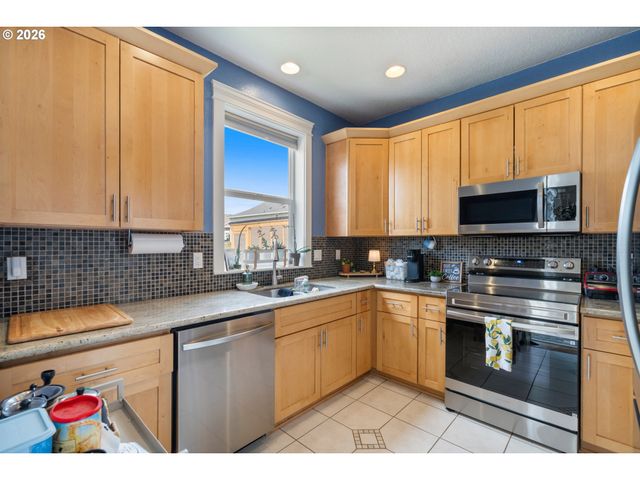 1550 BLACK SANDS Way, Tillamook, OR 97141