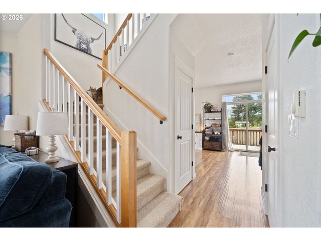 1550 BLACK SANDS Way, Tillamook, OR 97141