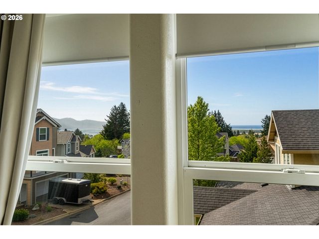 1550 BLACK SANDS Way, Tillamook, OR 97141
