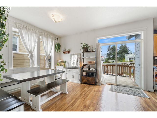 1550 BLACK SANDS Way, Tillamook, OR 97141