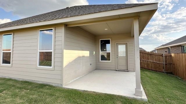 10840 BLACK ONYX Drive, Fort Worth, TX 76036