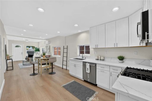 248 W N, Colton, CA 92324
