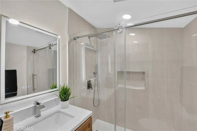 248 W N, Colton, CA 92324