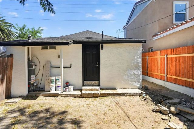 248 W N, Colton, CA 92324