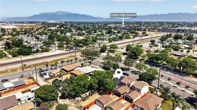 248 W N, Colton, CA 92324