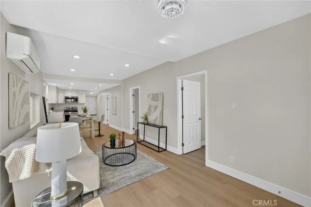 248 W N, Colton, CA 92324