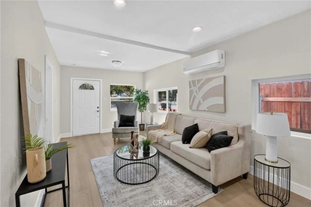 248 W N, Colton, CA 92324