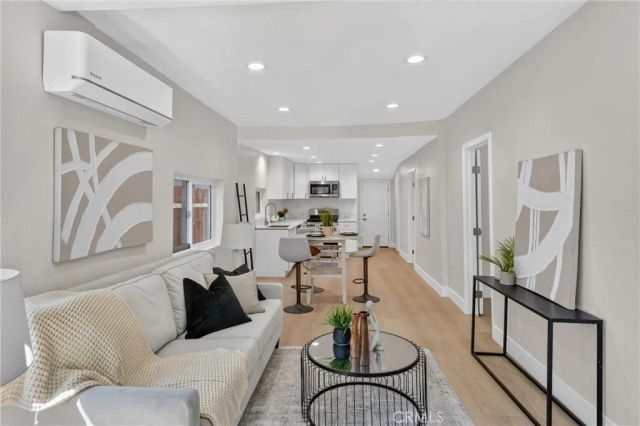 248 W N, Colton, CA 92324