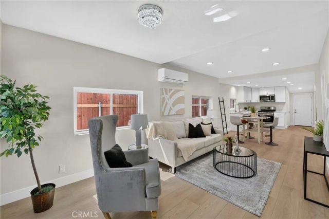 248 W N, Colton, CA 92324