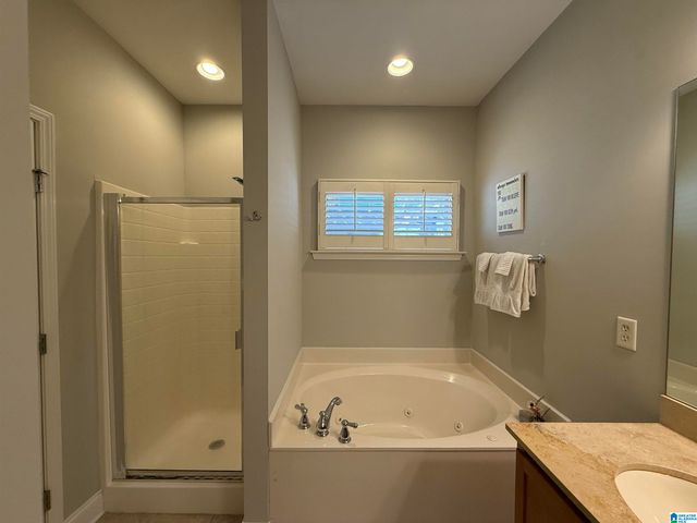 4065 OVERLOOK CIRCLE, Trussville, AL 35173