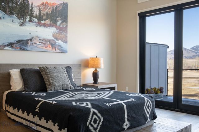 211 Bridger Vale Drive, Bozeman, MT 59715