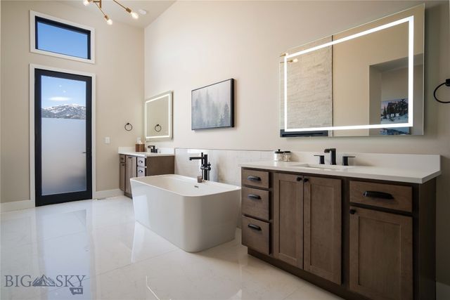 211 Bridger Vale Drive, Bozeman, MT 59715