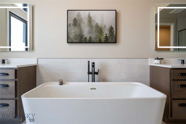 211 Bridger Vale Drive, Bozeman, MT 59715