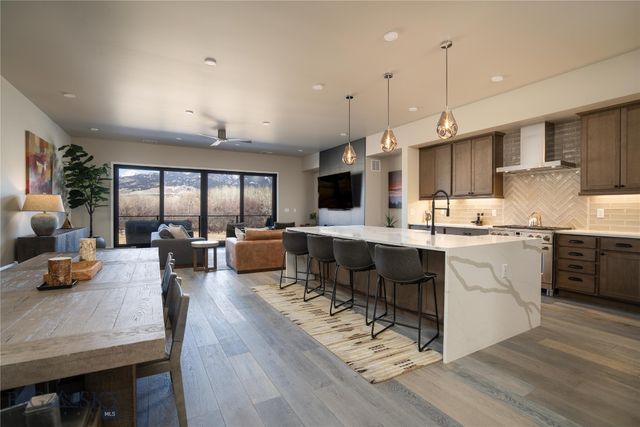 211 Bridger Vale Drive, Bozeman, MT 59715